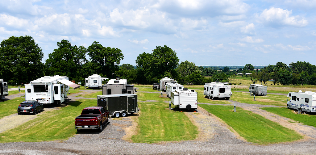 Hilltop RV Park | 3110 W Harris Rd, Muskogee, OK 74401, USA | Phone: (918) 869-6538