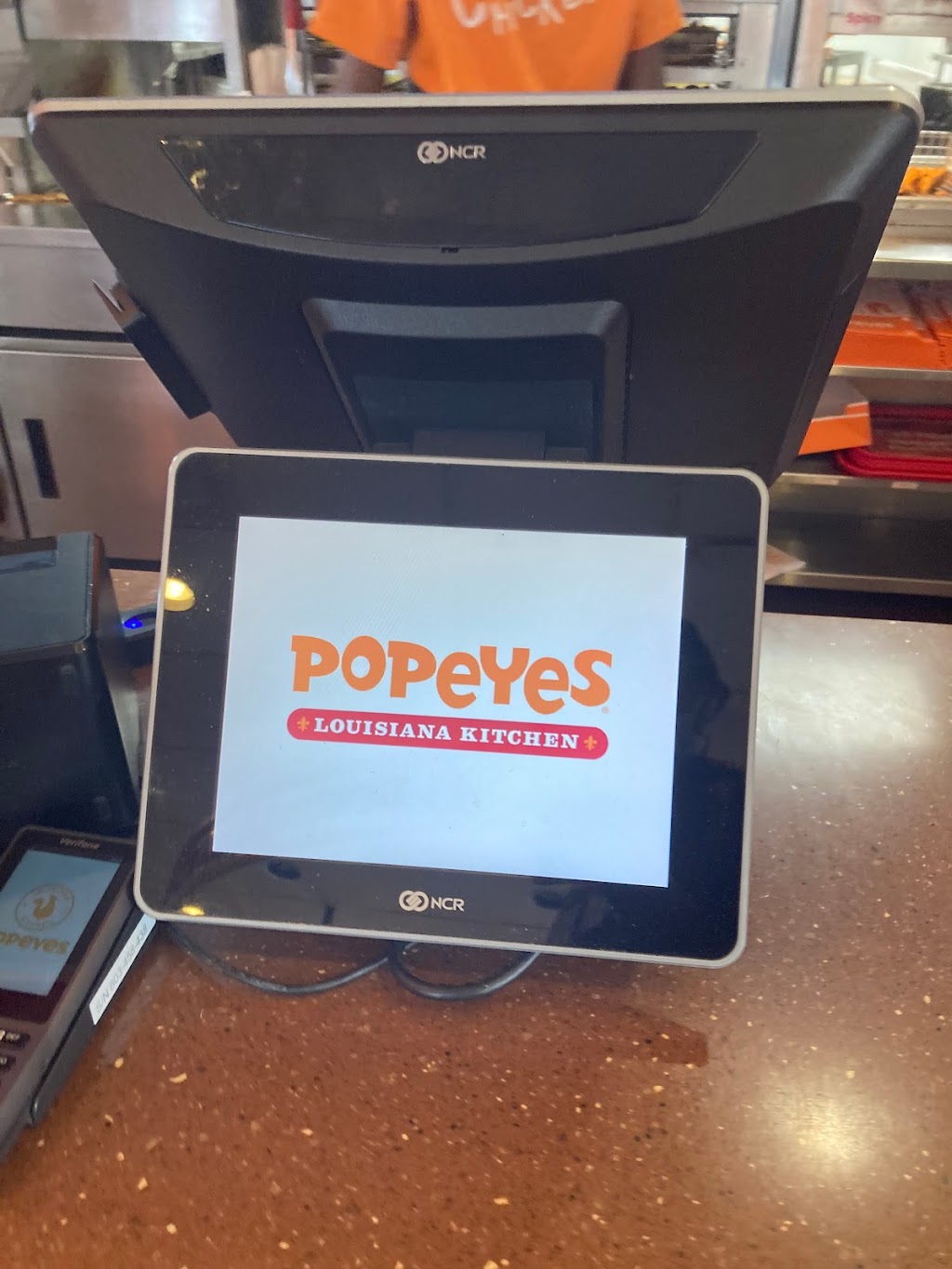 Popeyes Louisiana Kitchen | 1350 N Hillside St, Wichita, KS 67214, USA | Phone: (316) 682-6567