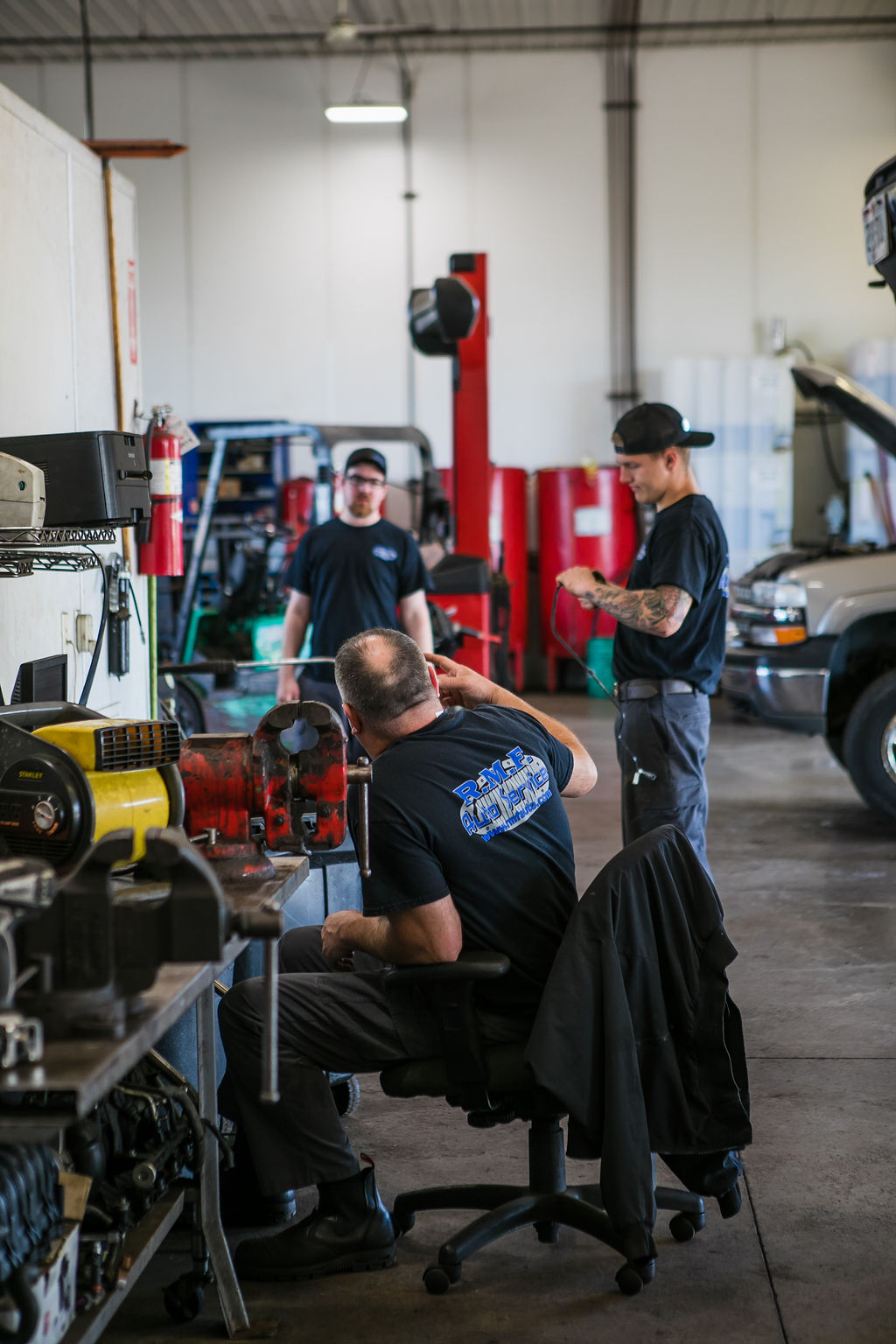 RMF Auto Service | 592 Schommer Dr, Hudson, WI 54016, USA | Phone: (715) 386-8100