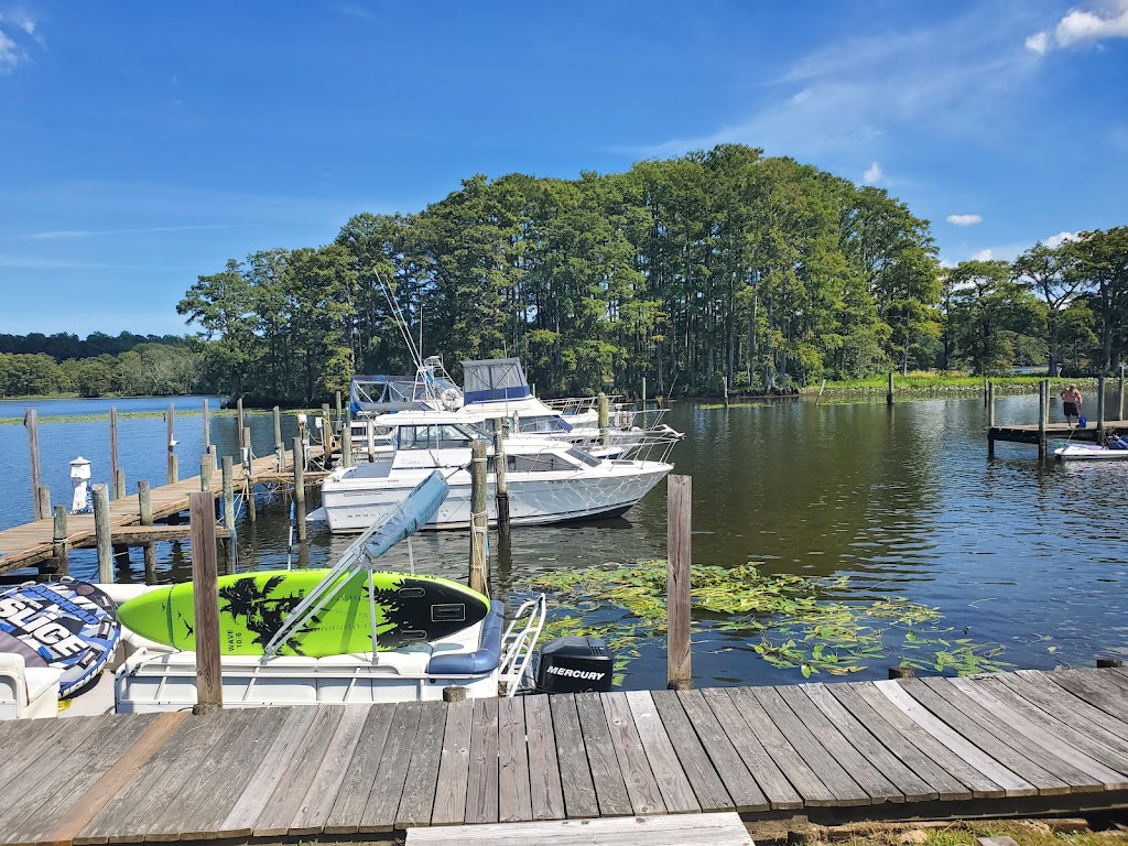 Colonial Harbor Marina | 14910 Marina Rd, Lanexa, VA 23089, USA | Phone: (804) 966-5523