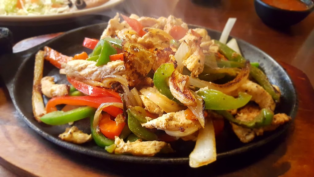 Los Agaves Restaurant | 1451 S La Canada Dr, Green Valley, AZ 85622, USA | Phone: (520) 625-2336