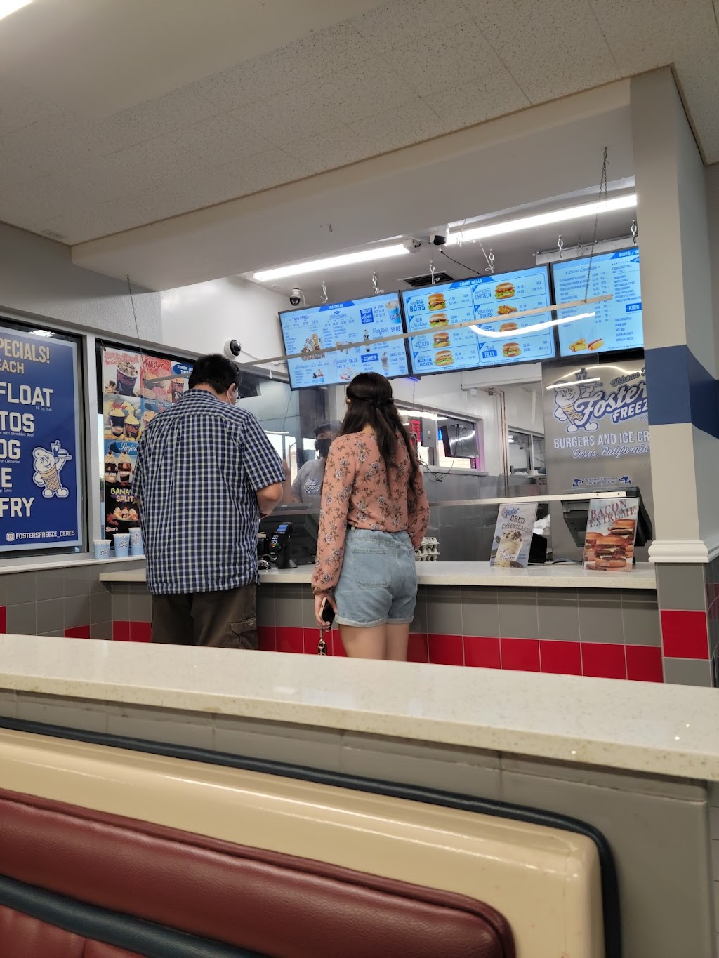 Fosters Freeze | 2373 E Whitmore Ave, Ceres, CA 95307 | Phone: (209) 538-8620