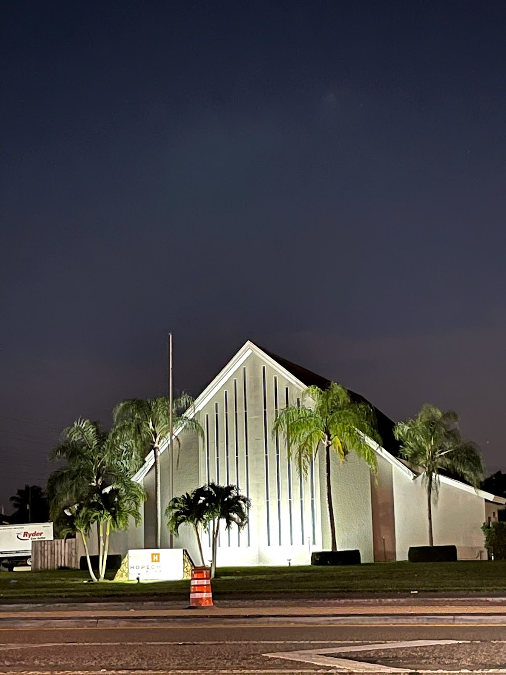 Hope Chapel Miami - church  | Photo 5 of 10 | Address: 10600 SW 40th St, Miami, FL 33165, USA | Phone: (786) 255-5252