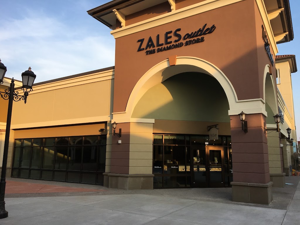 Zales Outlet | 500 N, Ih-69, Robstown, TX 78380, USA | Phone: (361) 387-0068