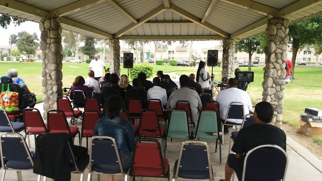 Meadowbrook Park | 250 N Sierra Way, San Bernardino, CA 92408, USA | Phone: (909) 384-5233 Meadowbrook Park | 250 N Sierra Way, San Bernardino, CA 92408, USA | Phone: (909) 384-5233