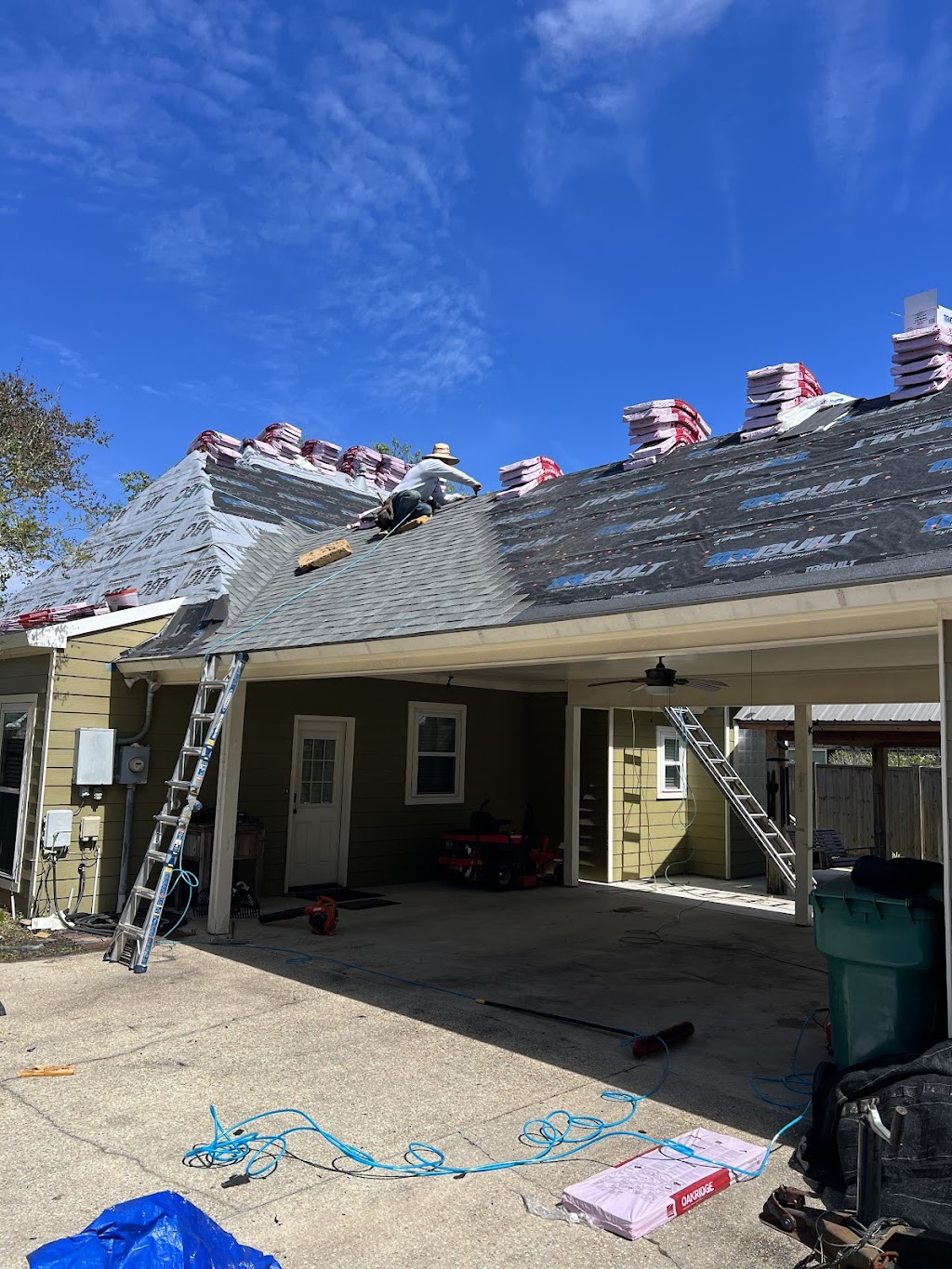 Teal Roofing LLC | 26681 Debra Dr, Denham Springs, LA 70726, USA | Phone: (225) 788-4409