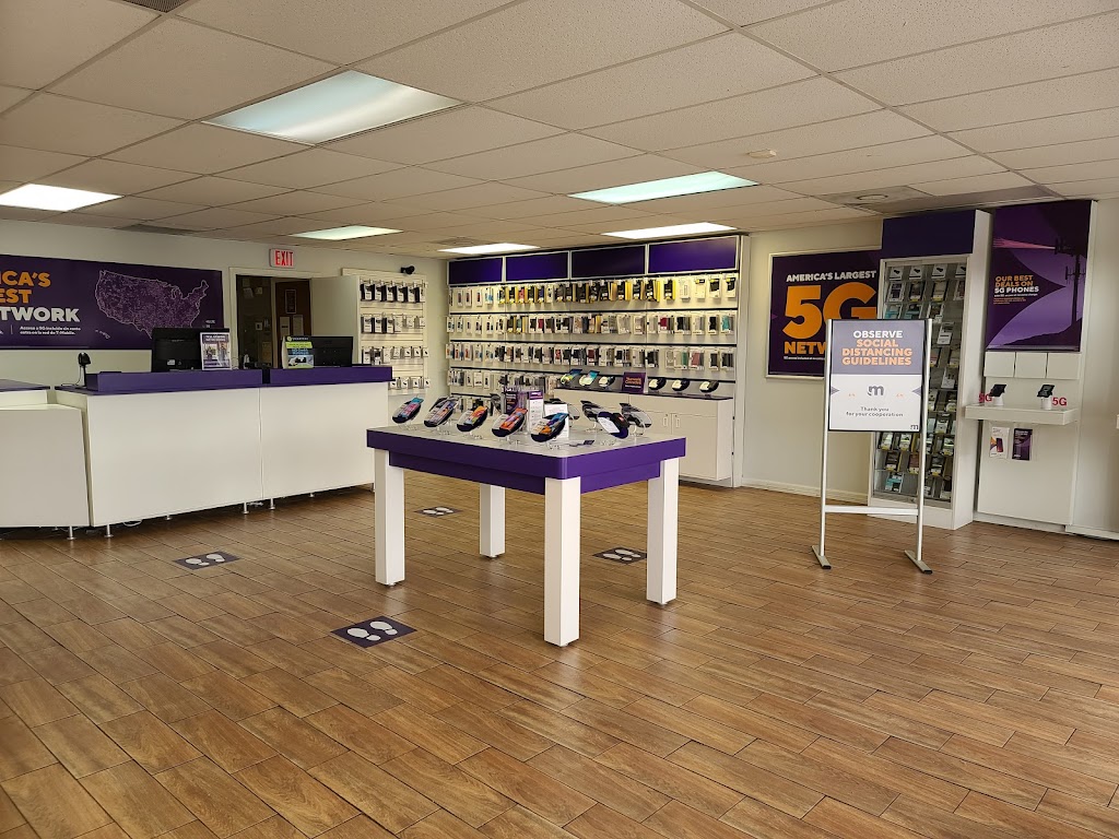 Metro by T-Mobile | 714 10th St W, Palmetto, FL 34221 | Phone: (888) 863-8768