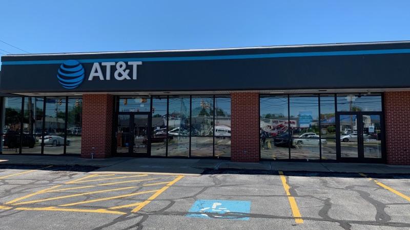 AT&T Store | 6294 Mayfield Rd, Mayfield Heights, OH 44124, USA | Phone: (440) 525-2565