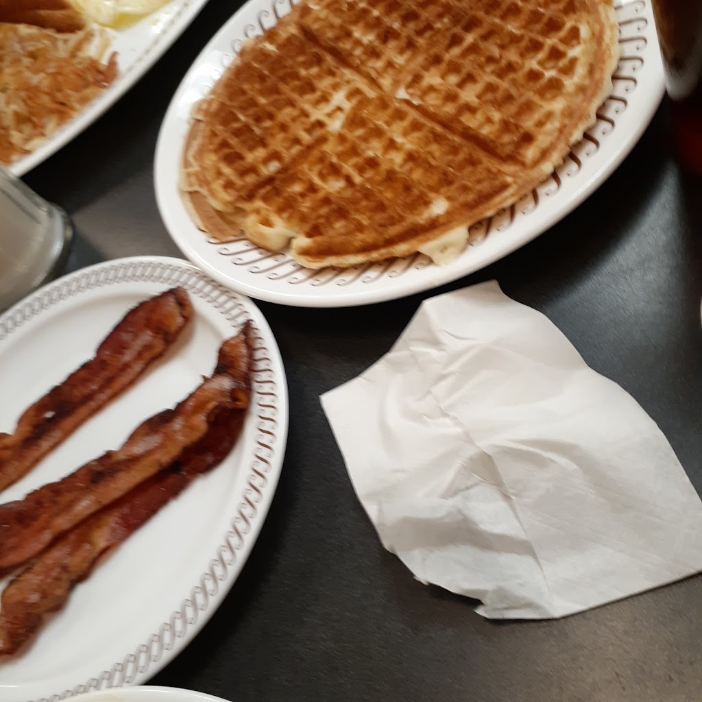 Waffle House | 7025 Dunbarton Dr, Horn Lake, MS 38637, USA | Phone: (662) 393-1499