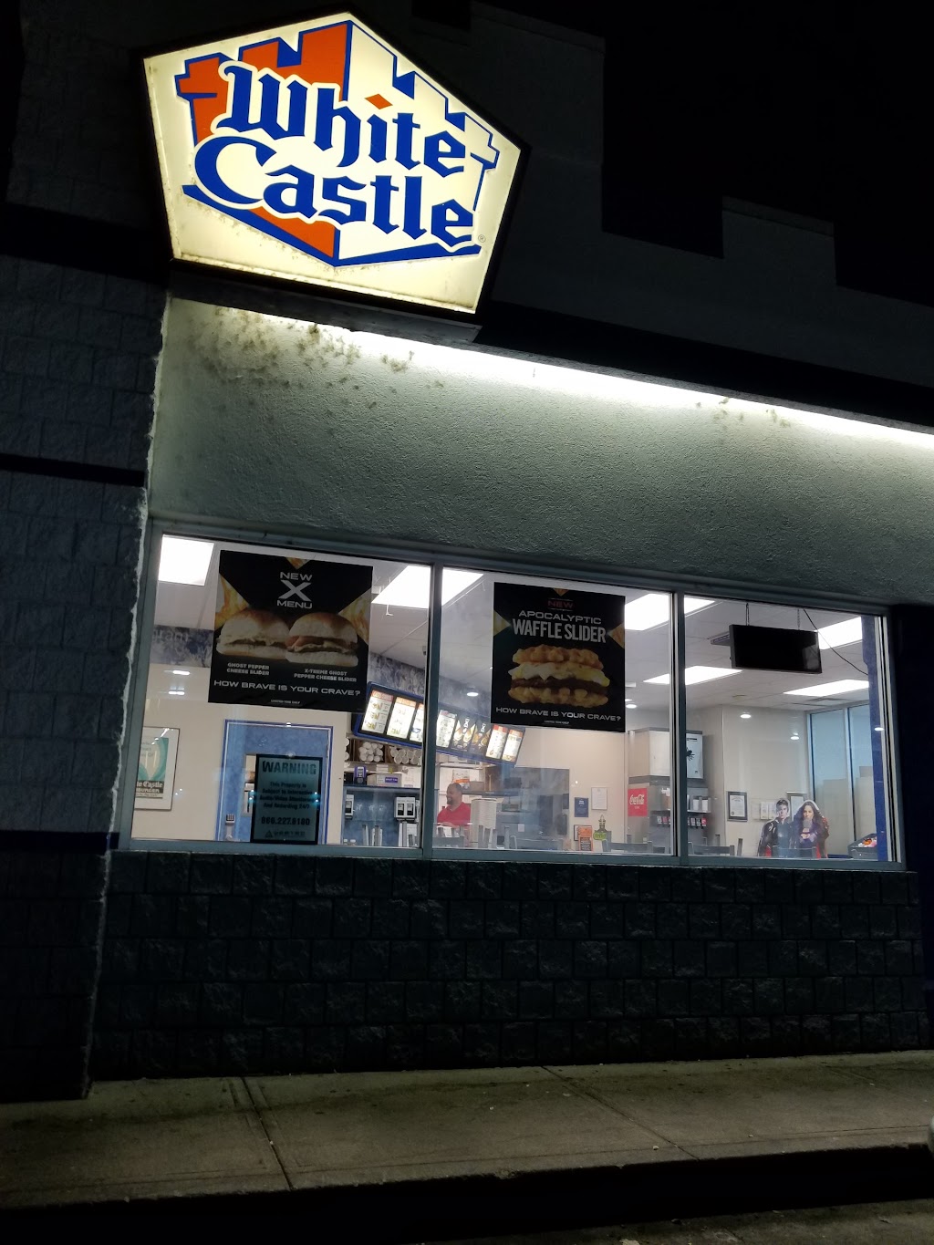 White Castle | 811 W 8th St, Cincinnati, OH 45203, USA | Phone: (513) 381-2300