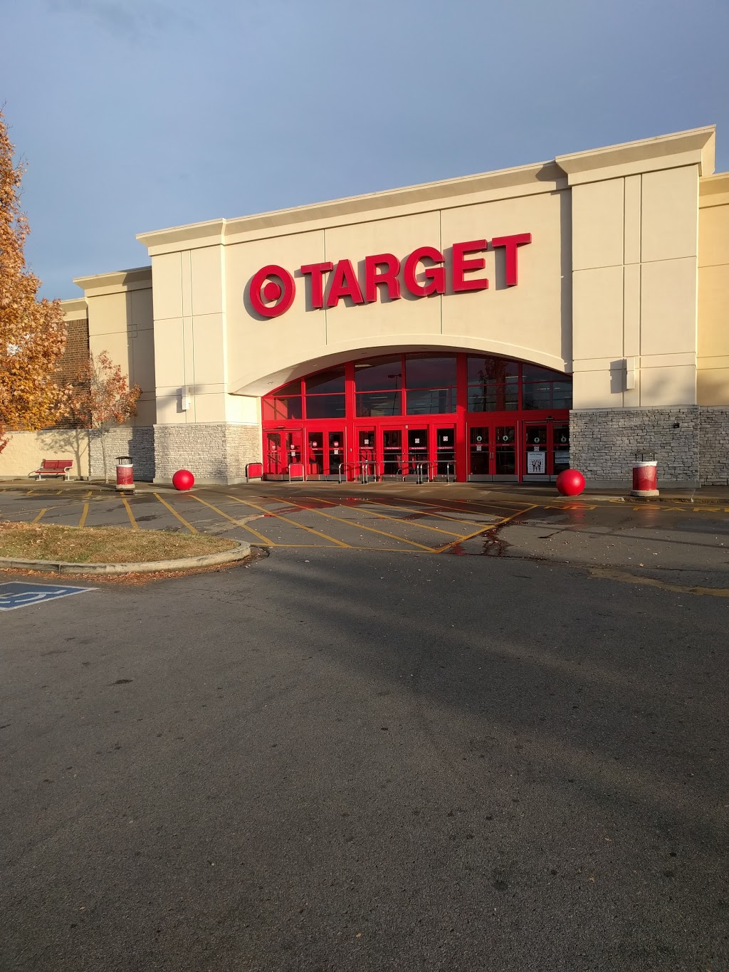 Target | 1004 Andrews Run, Hendersonville, TN 37075, USA | Phone: (615) 826-6895