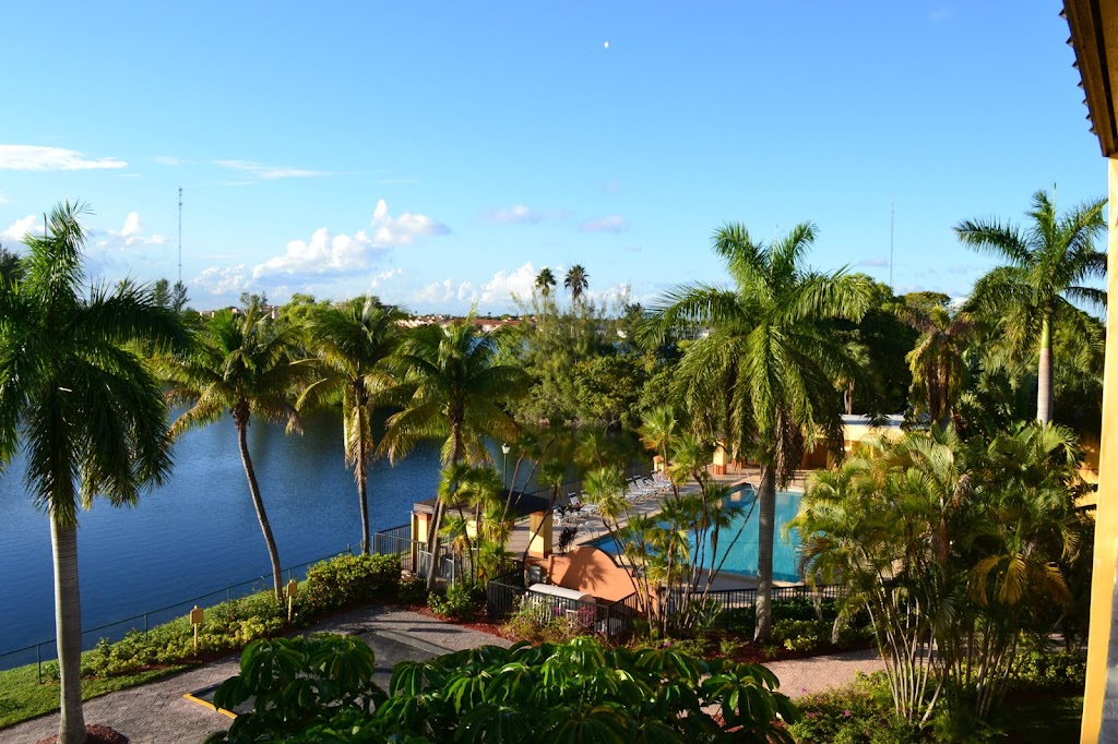 Horizons North Rental Office | 665 Ives Dairy Rd, Miami, FL 33179, USA | Phone: (305) 652-1258