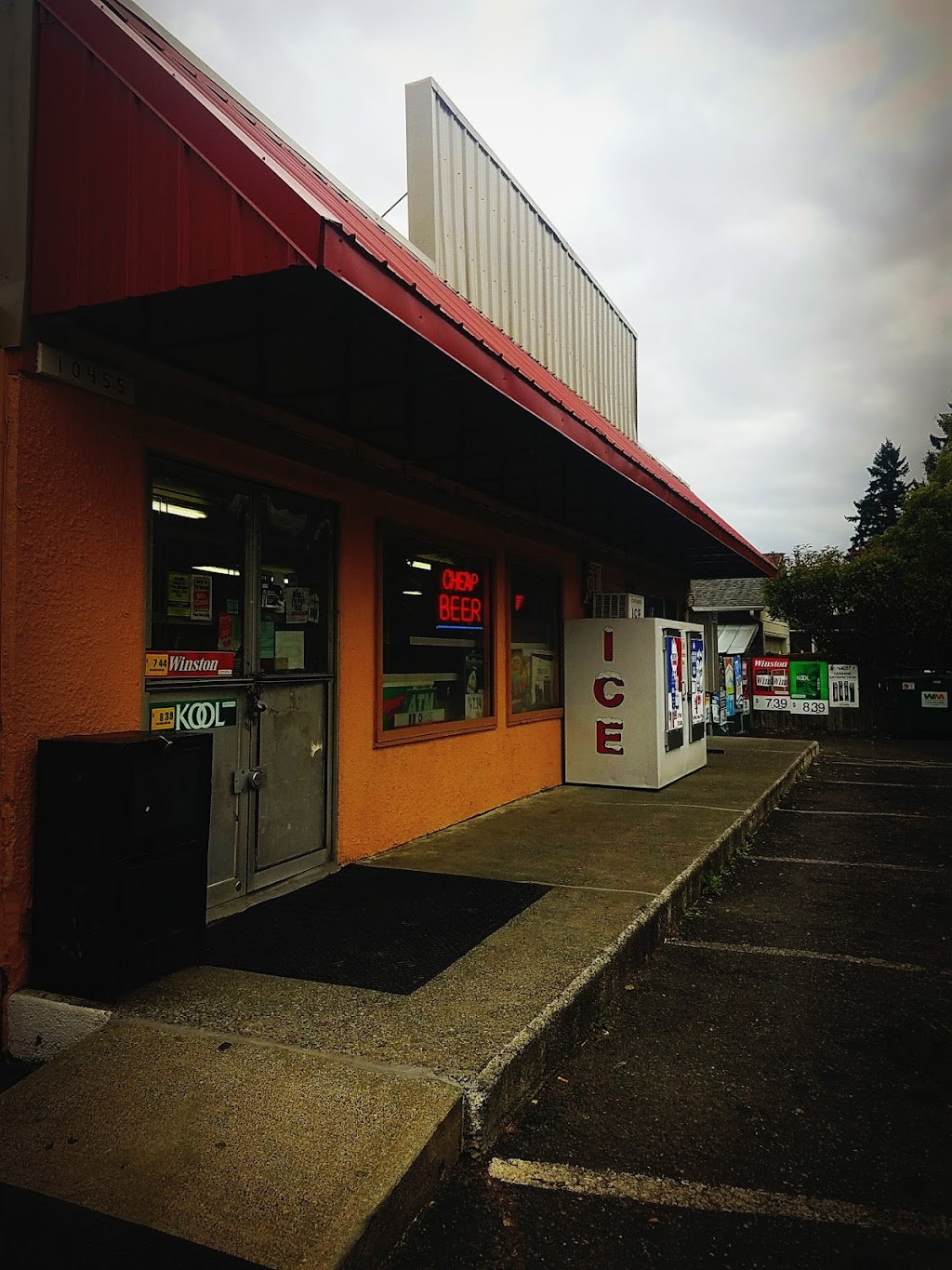 Shorewood Grocery | 10455 26th Ave SW, Seattle, WA 98146 | Phone: (206) 243-6233