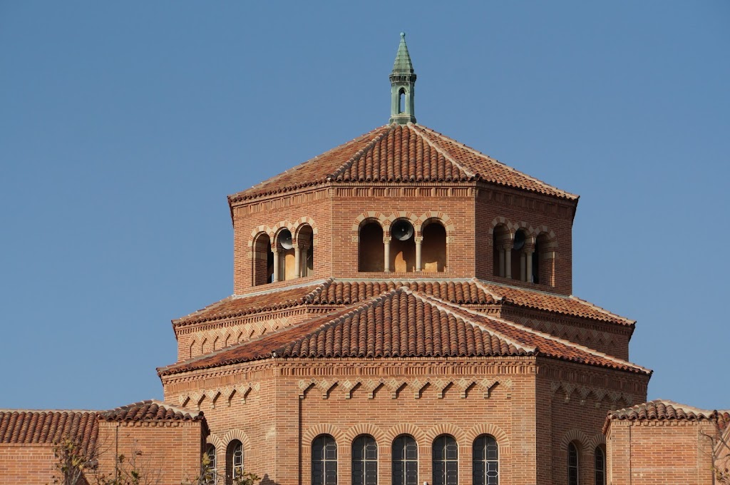 Powell Library | 10740 Dickson Ct, Los Angeles, CA 90095, USA | Phone: (310) 825-1938