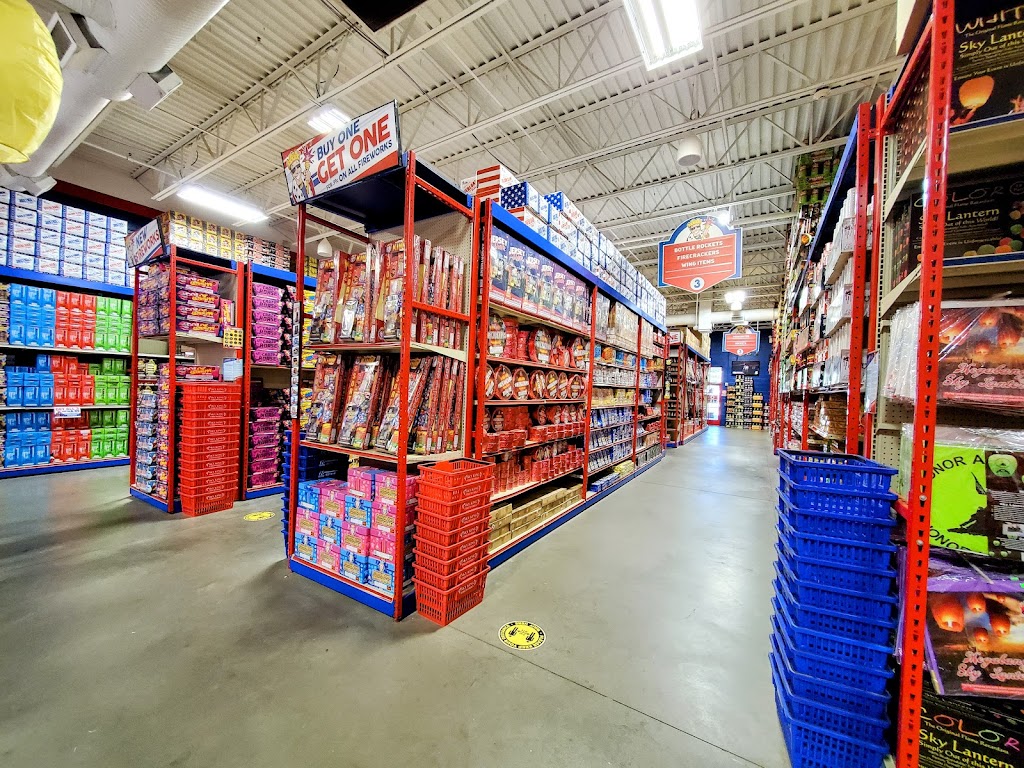 Sky King Fireworks | 3 S Pennsylvania Ave, Morrisville, PA 19067, USA | Phone: (215) 736-9040