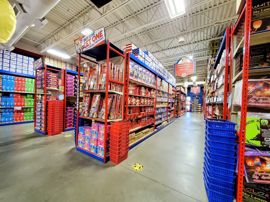 Sky King Fireworks | 3 S Pennsylvania Ave, Morrisville, PA 19067, USA | Phone: (215) 736-9040