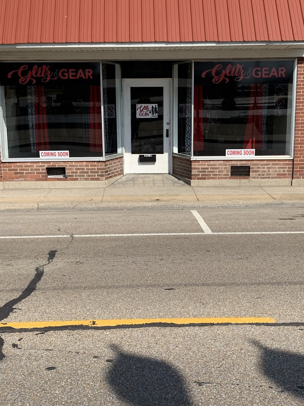 Glitz & Gear | 104 S Market St, Sparta, IL 62286, USA | Phone: (618) 708-3502