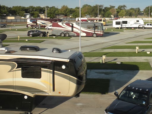 Air Capital RV Park | 609 E 47th St S, Wichita, KS 67216, USA | Phone: (316) 201-1250