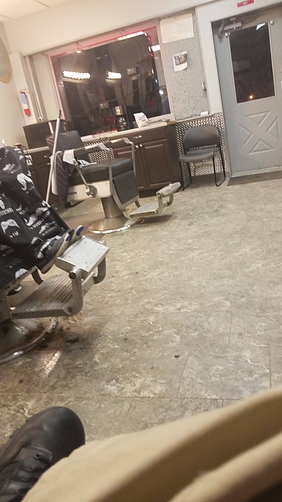 Ryan and Tony’s Barber Shop | 1511 Woodville Rd, Millbury, OH 43447, USA | Phone: (419) 836-8267