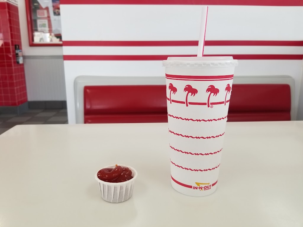 In-N-Out Burger | 1106 E Interstate 30, Rockwall, TX 75087, USA | Phone: (800) 786-1000