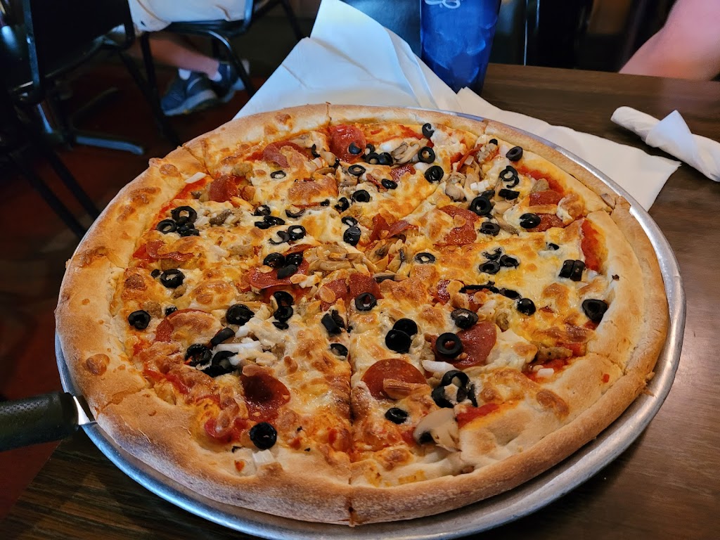 T Js Zesty Italian | 1959 Rockford St, Mt Airy, NC 27030, USA | Phone: (336) 789-5151