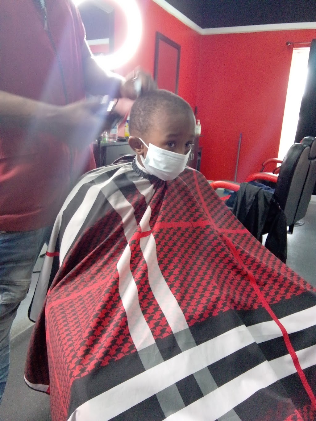 One stop studio barbershop | 9456 S Main St, Jonesboro, GA 30236, USA | Phone: (727) 639-3557