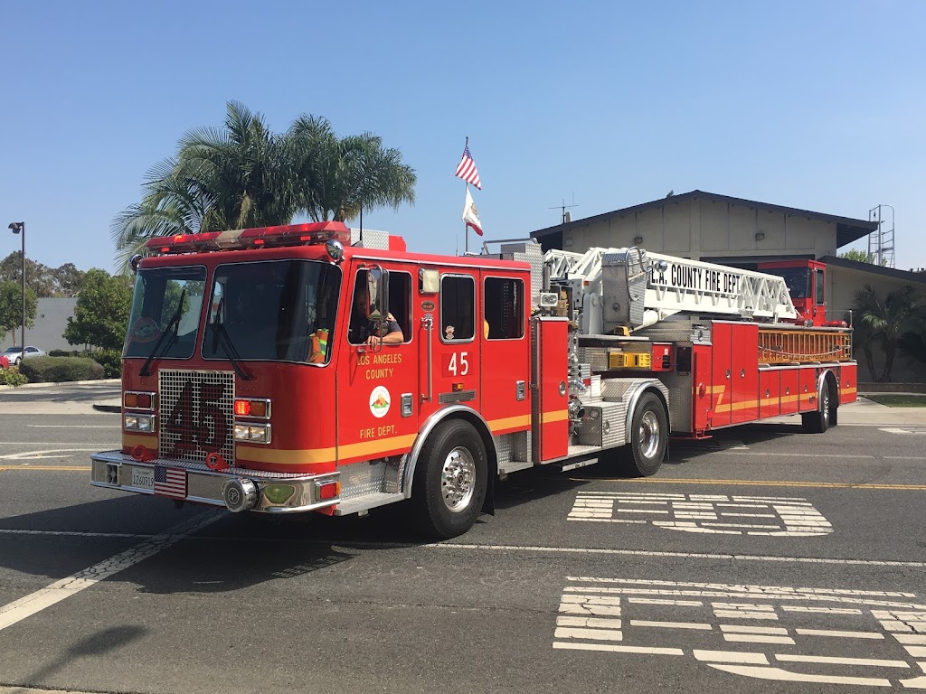 Los Angeles County Fire Dept. Station 45 | 4020 Candlewood St, Lakewood, CA 90712, USA | Phone: (562) 634-1235