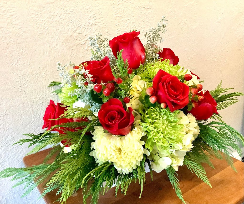 Bouquets in Bloom | 1771 Arona St, Falcon Heights, MN 55113 | Phone: (651) 600-5623