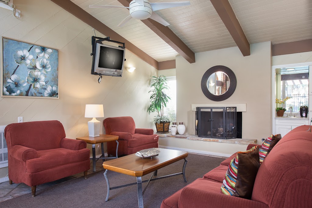 The Homestead Apartments | 1942 N Deerpark Dr, Fullerton, CA 92831, USA | Phone: (714) 993-1080
