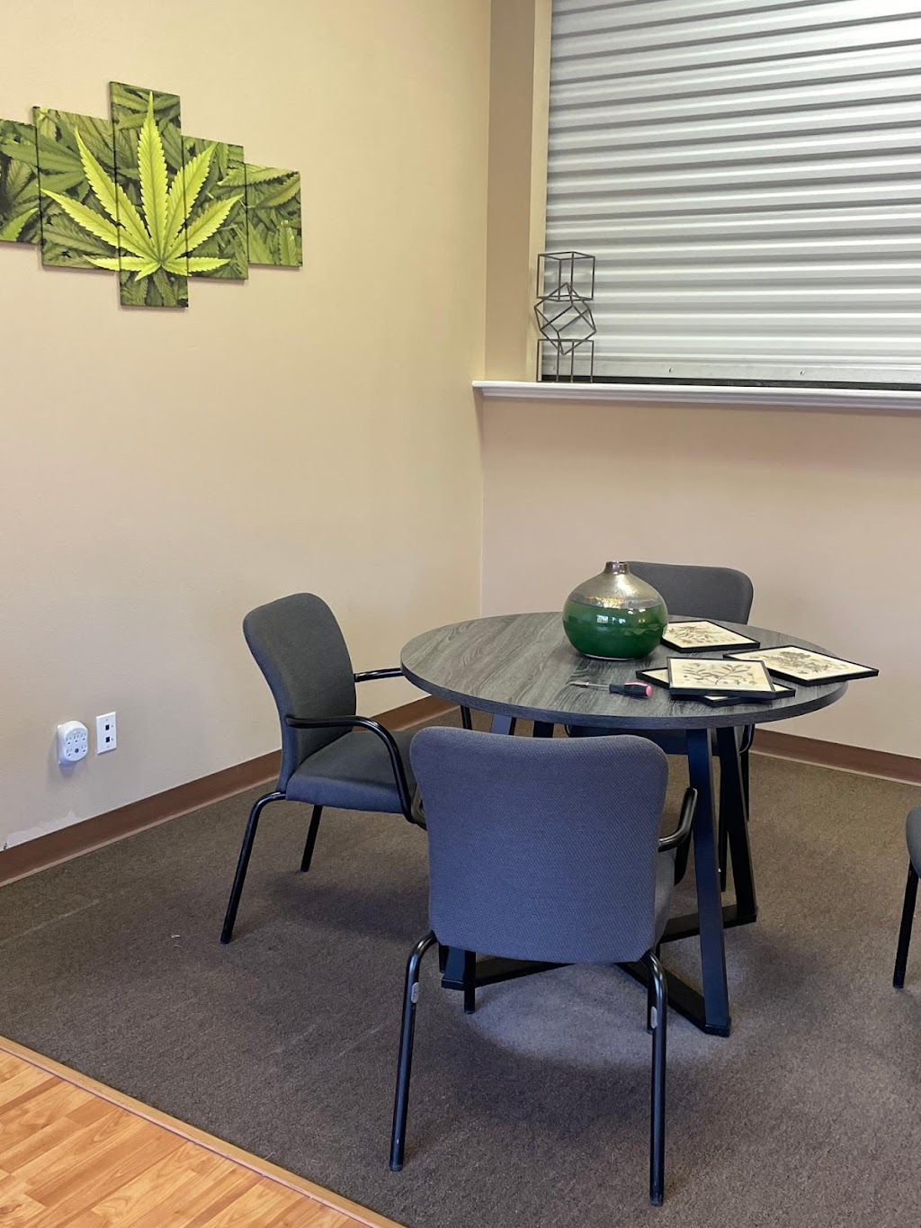 The Healing Clinics Medical Marijuana Doctors Madisonville | 1519 LA-22 #5, Madisonville, LA 70447, USA | Phone: (985) 590-8088