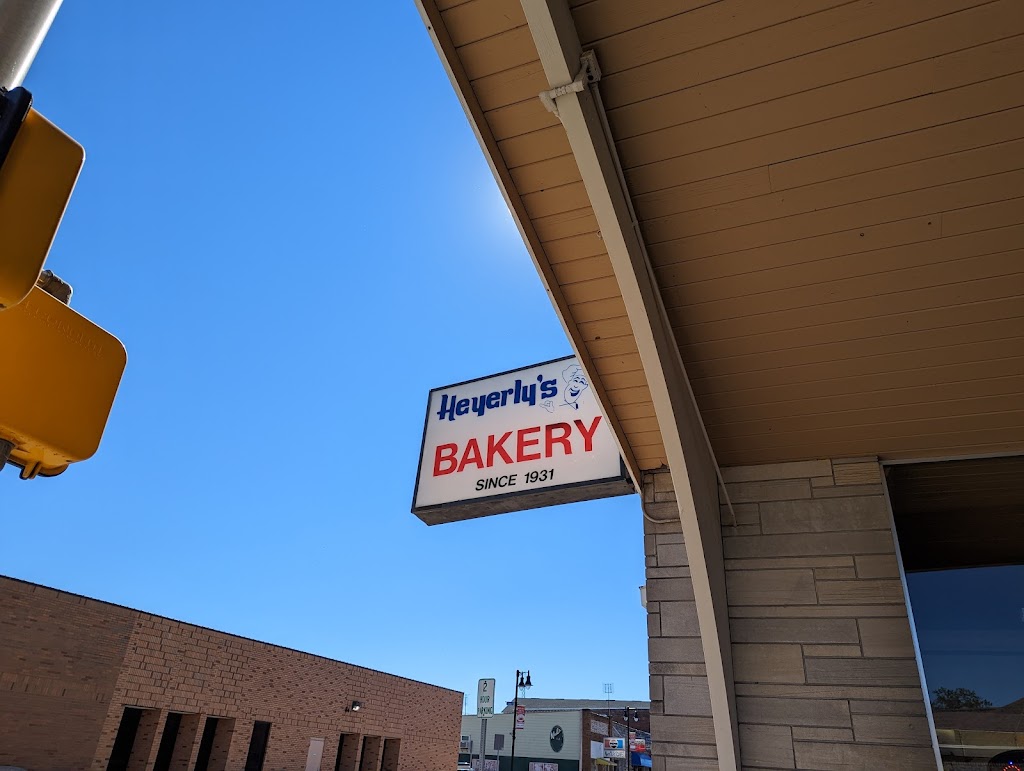 Heyerlys Bakery | 107 N Jefferson St, Ossian, IN 46777, USA | Phone: (260) 622-4196
