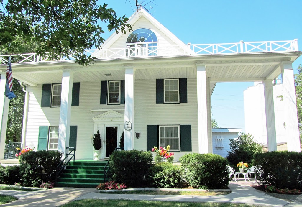 Stockham Family Funeral Home | 205 N Chestnut St, McPherson, KS 67460, USA | Phone: (620) 241-2442