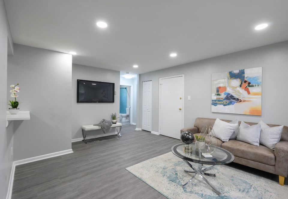 Polar Apartment Leasing | 475 Oberlin Ave S #201, Lakewood, NJ 08701, USA | Phone: (551) 205-9018