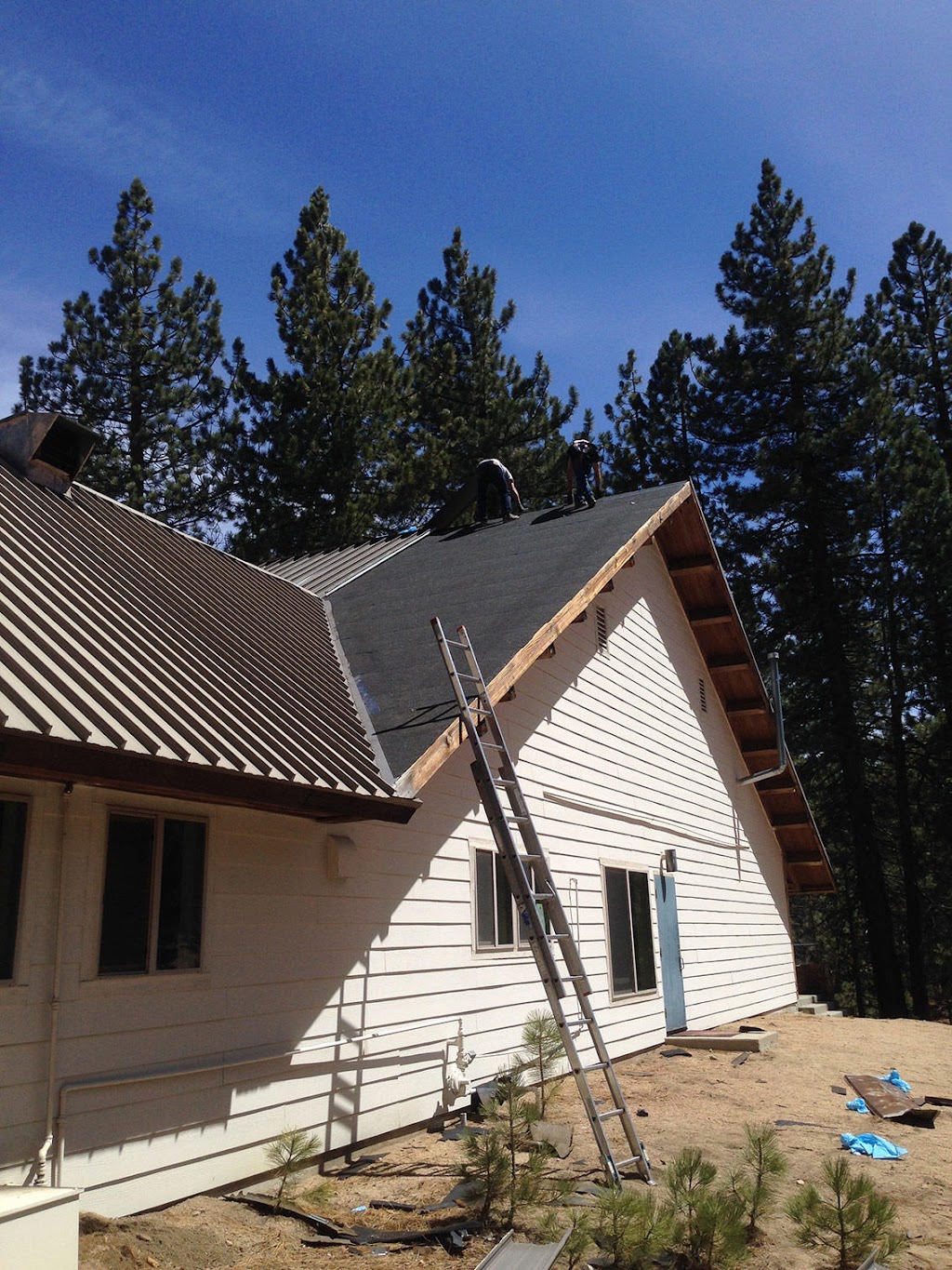 Roofing By James L. Costello | 1239 W Big Bear Blvd, Big Bear, CA 92314, USA | Phone: (909) 585-2989