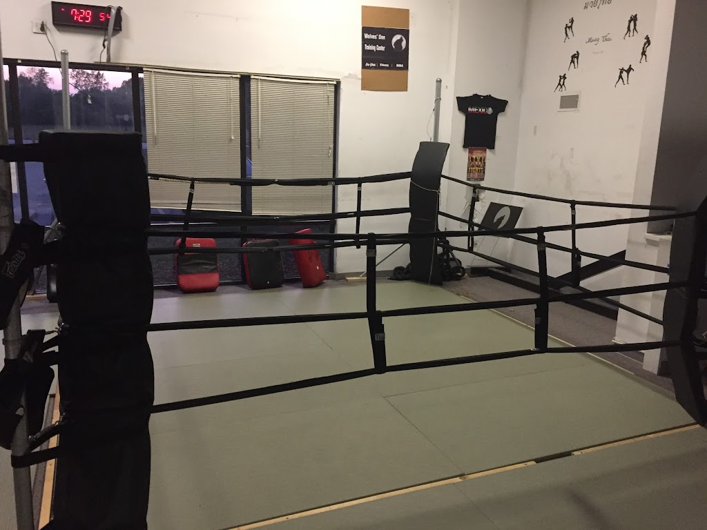 Wolves Den Training Center | 6899 Lake St Louis Blvd, Lake St Louis, MO 63366, USA | Phone: (314) 601-4537