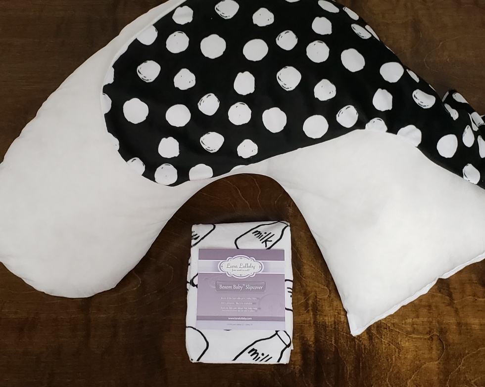 Luna Lullaby Nursing Pillow | 2960 Blystone Ln, Dallas, TX 75220 | Phone: (214) 678-0000