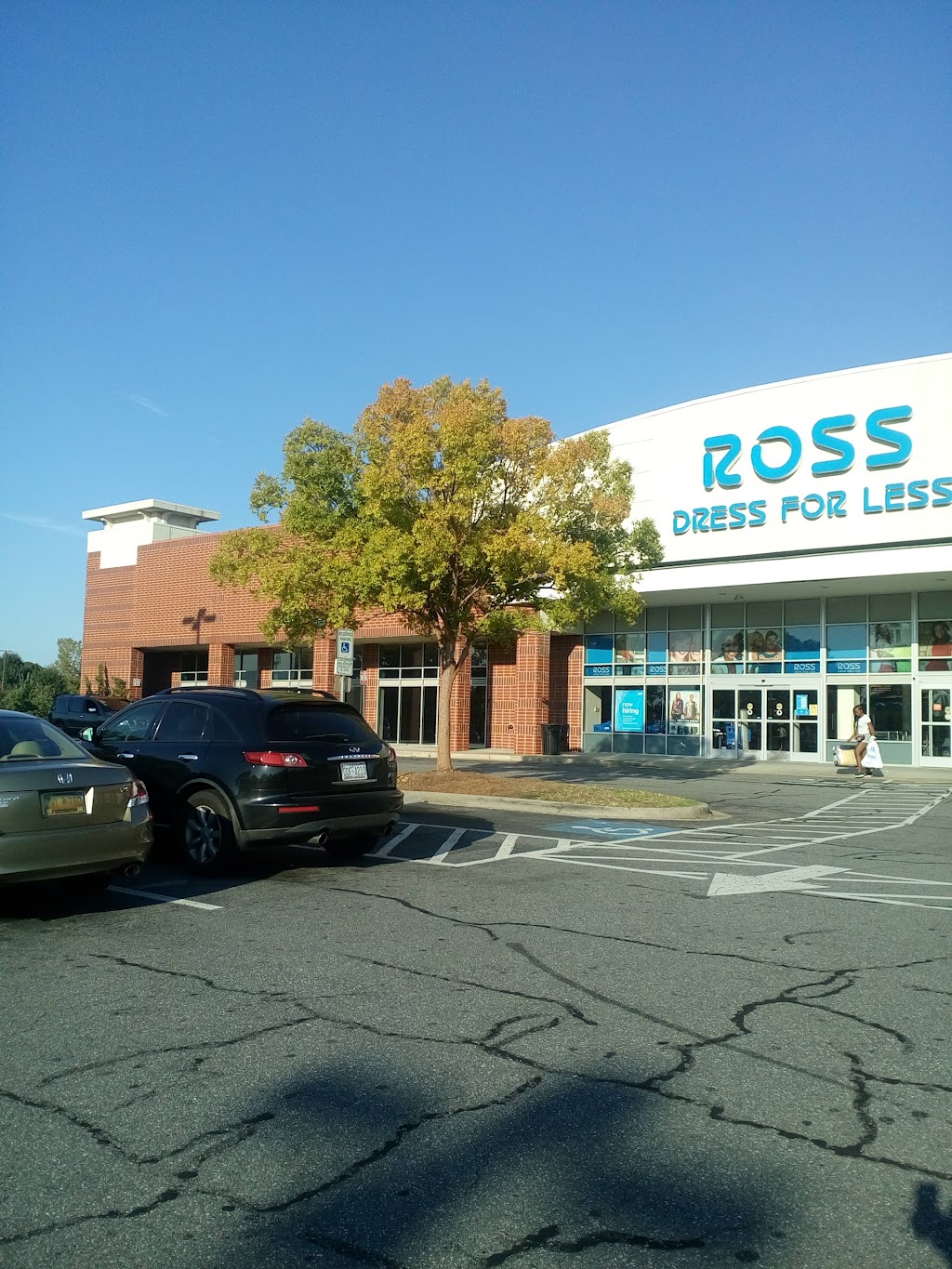 Ross Dress for Less | 8813 JW Clay Blvd, Charlotte, NC 28262, USA | Phone: (704) 510-0201