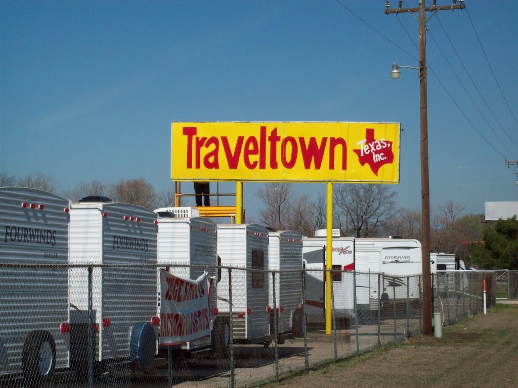 Travel Town Texas | 9474 US-175, Kemp, TX 75143 | Phone: (903) 498-3711