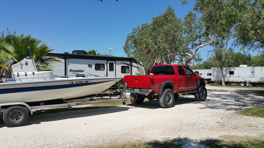 Happy Camper RV Resort | 943 Holly Rd, Rockport, TX 78382, USA | Phone: (210) 787-0282