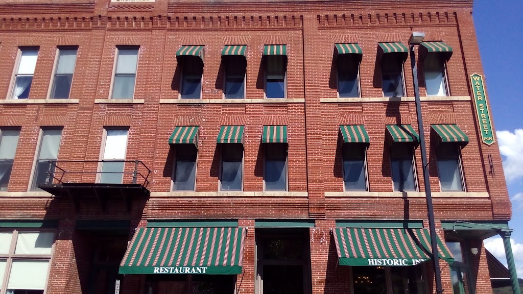 Water Street Inn | 101 Water St S, Stillwater, MN 55082, USA | Phone: (651) 439-6000