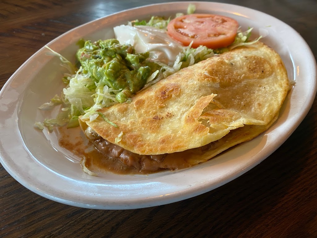 El Meson Mexican Restaurant | 657 Portage Trail, Cuyahoga Falls, OH 44221, USA | Phone: (330) 920-1759