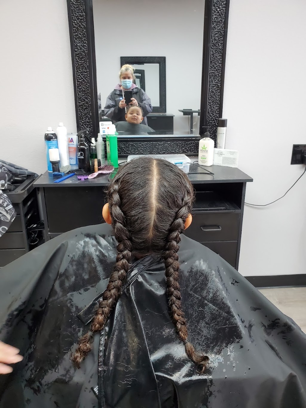 A Cut Above Salon | 1010 W Las Palmas Ave, Patterson, CA 95363, USA | Phone: (209) 892-8000