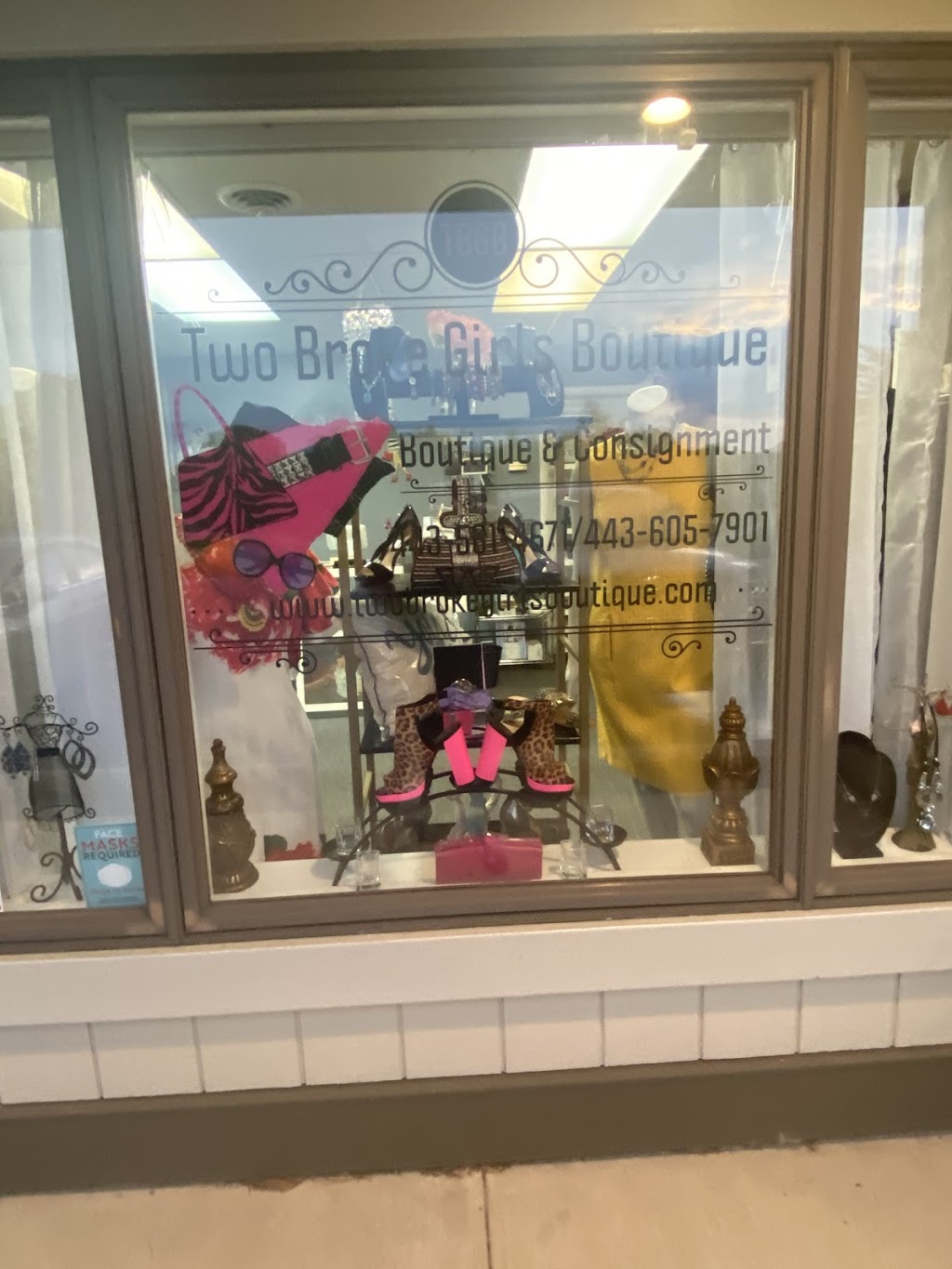 Two Broke Girls Boutique | 6345 S Carroll Park Dr c, Sykesville, MD 21784, USA | Phone: (410) 928-8222