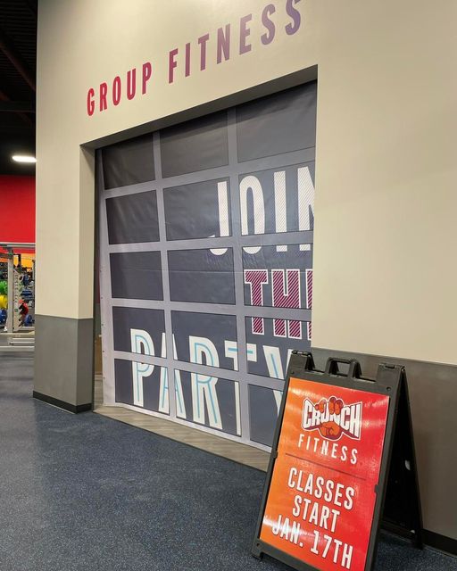 Crunch Fitness - Maple Grove | 15500 Grove Cir N, Maple Grove, MN 55369 | Phone: (763) 453-3976