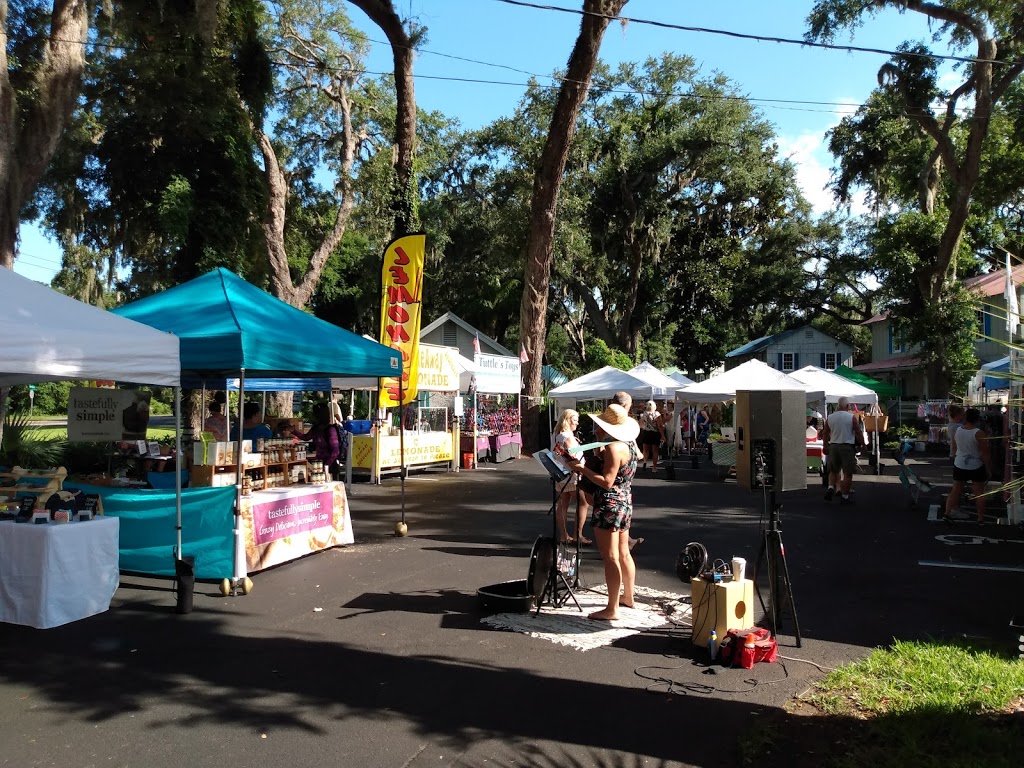 Palmetto Walk Shopping Village | 4924 1st Coast Hwy, Fernandina Beach, FL 32034, USA | Phone: (904) 321-0588