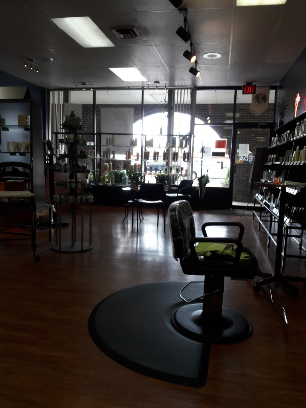 Style Masters Salon | 32669 Warren Rd #3, Garden City, MI 48135, USA | Phone: (734) 422-6420