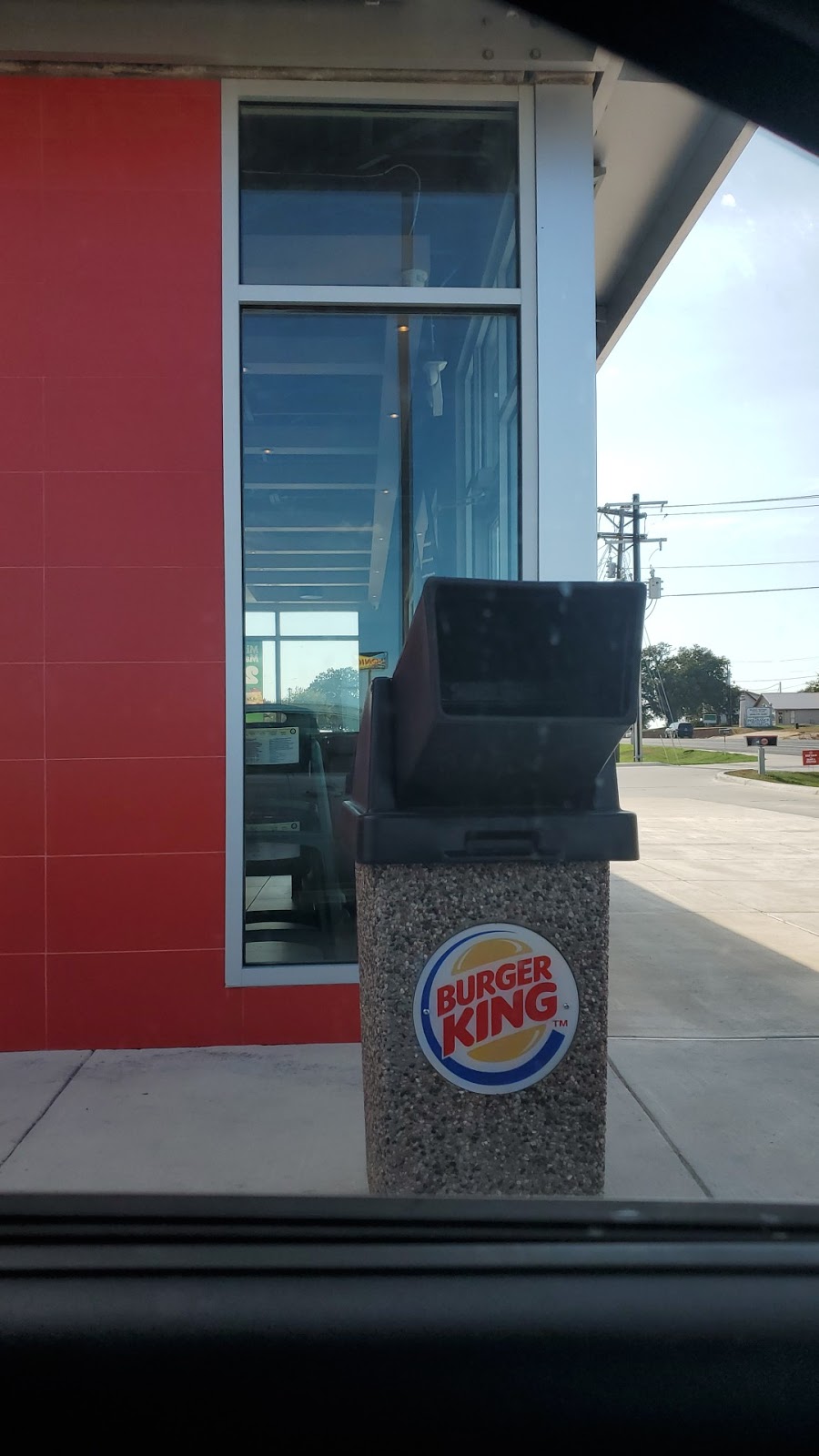 Burger King | 14021 U.S. Hwy 87 W, La Vernia, TX 78121, USA | Phone: (830) 253-1701