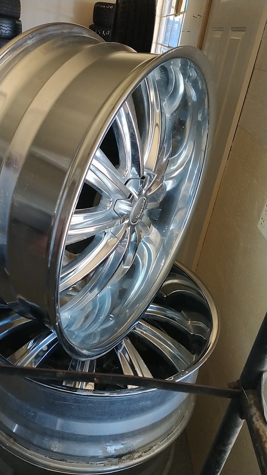 PRO ROAD WHEELS AND TIRES LLC | 26520 W MC 85, Buckeye, AZ 85326, USA | Phone: (623) 882-4706