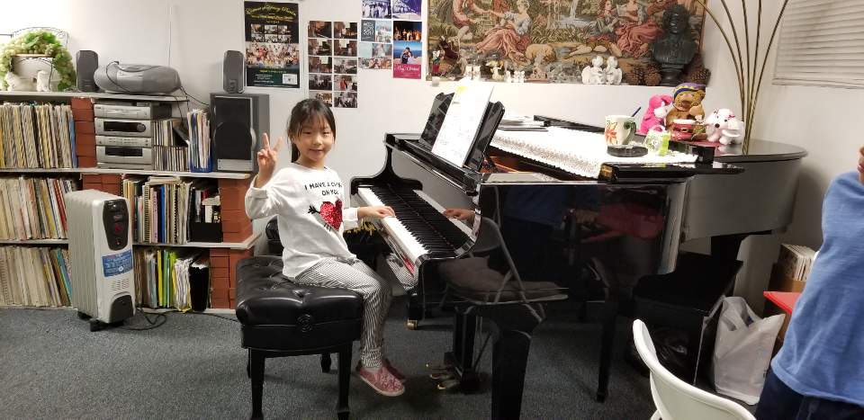 Young H Jang Piano Studio | 3053 Foothill Blvd, La Crescenta-Montrose, CA 91214, USA | Phone: (818) 400-1343