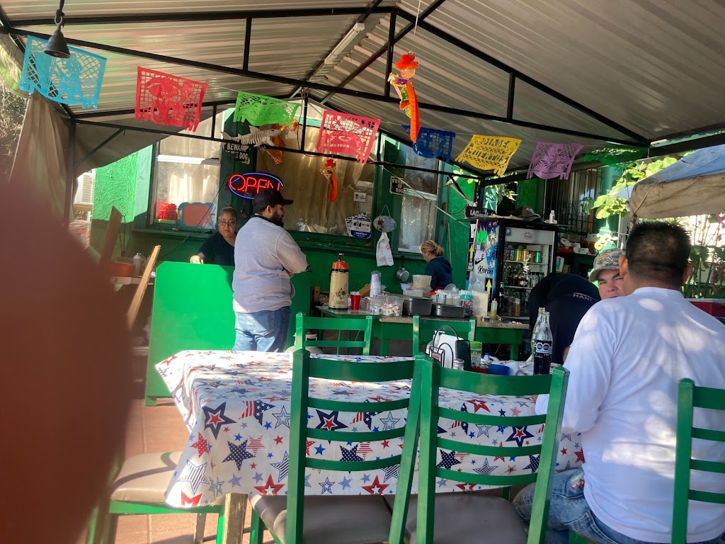 La Casa Verde Menudo & Pupusas | 4965 Wadsworth Ave, Los Angeles, CA 90011, USA | Phone: (323) 394-6704